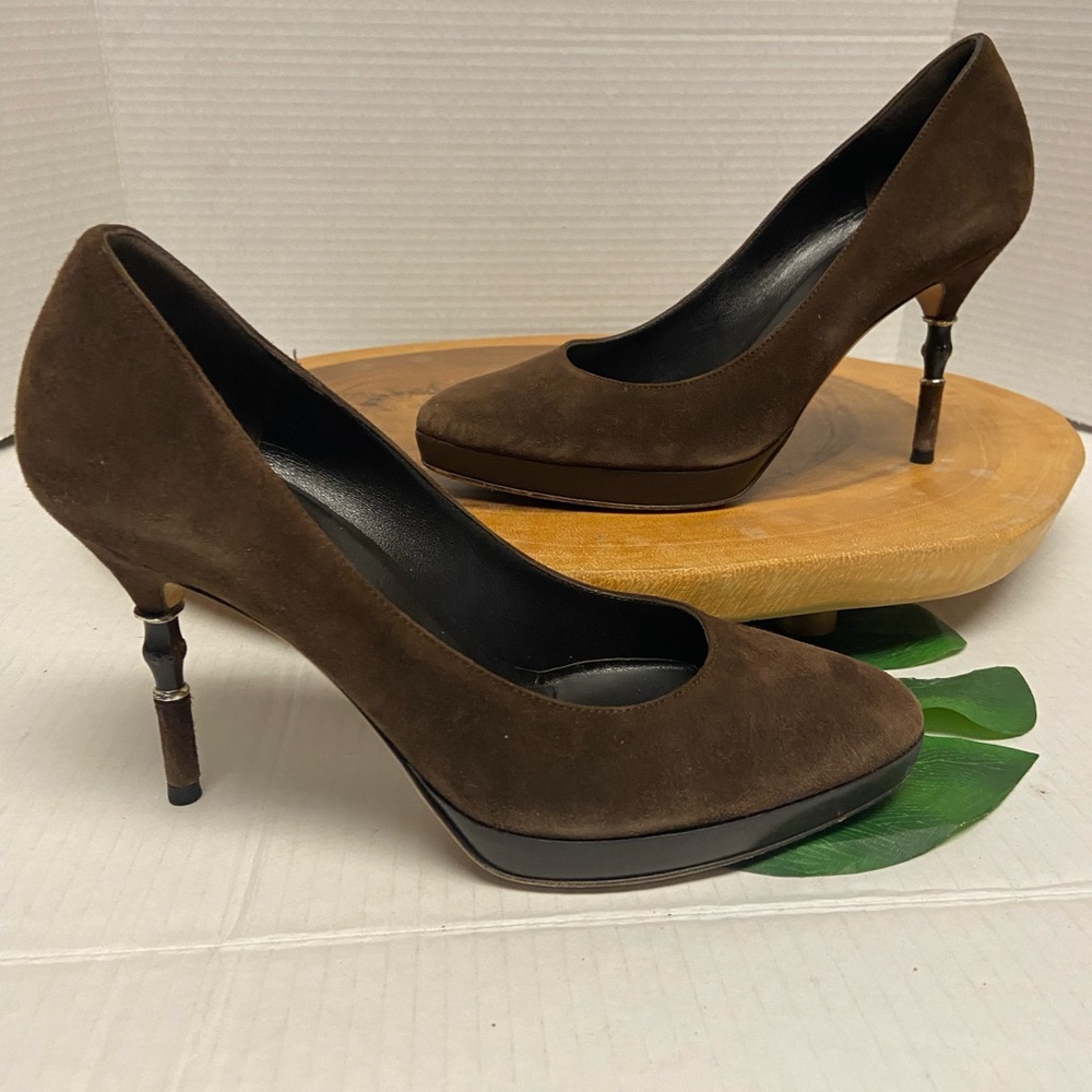 GUCCI Brown Suede Bamboo Heels sz36.5